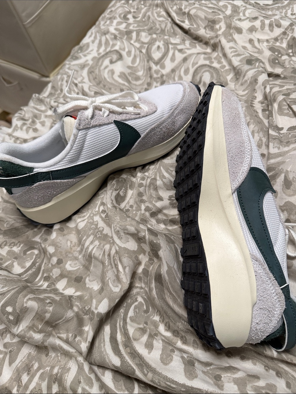Nike Men's Retro Runner in White and Dark Green